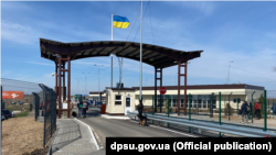 Правозащитники просят сообщать о проблемах при пересечении админграницы между Крымом и Херсонщиной
