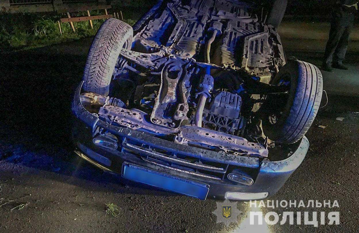 Вісті з Полтави - В районі дендропарку перекинувся автомобіль — загинула 19-річна дівчина
