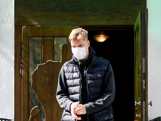 Футболисты «Карпат» массово заразились коронавирусом: клуб выступил с заявлением(фото)