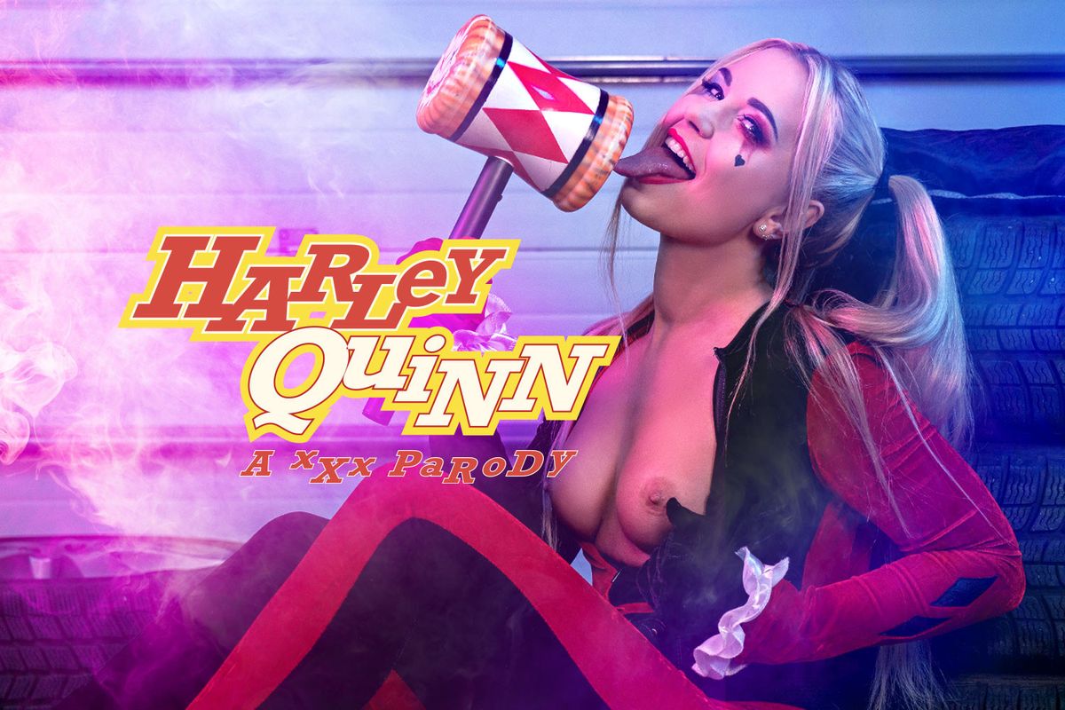 [VRCosplayX.com] Lola Myluv (Harley Quinn A XXX Parody / 05.06.2020) [2020 ., Blowjob, Fucking, Villain, Blonde, Small Tits, Movie, Doggystyle, Comic, Babe, Teen, Facial, VR, 5K, 2700] [Oculus Rift / Vive]