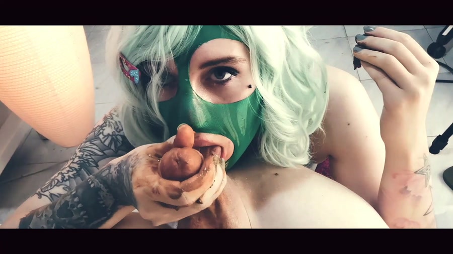 Shit - Fboom - Scat Eat And Shit Sucking By Top Babe Betty - The Green Mask (15 June 2020/HD/617 MB)