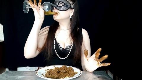 ScatLina - I Eat And Swallow 3 Big Loads Of My Shit By Top Babe Lina [FullHD, 1080p] [SG-Video.com]