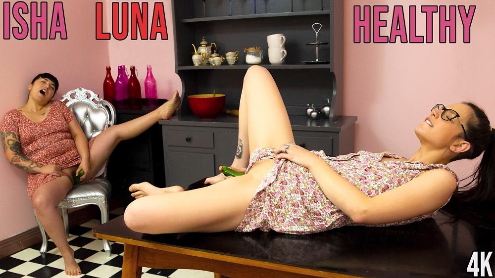 [GirlsOutWest.com] Isha and Luna Luxe - Healthy [14.06.2020, lesbians, hairy, masturbation, vegetables, 1080p]