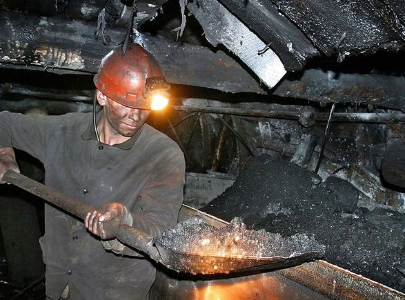 Происшествия катастрофы на шахте расследует спецкомиссия - Минэнерго