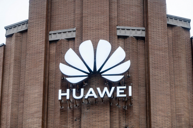 Huawei и ZTE теперь официально признаны опасностью государственной сохранности США. FCC опубликовала подходящий документ