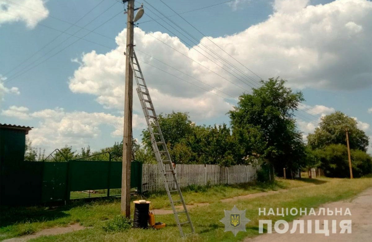 Вісті з Полтави - У Миргородському районі 15-річного юнака уразило електрострумом