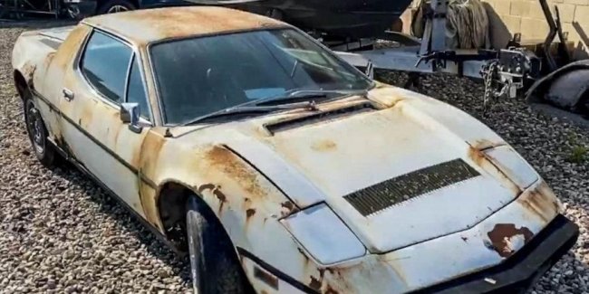 Редкий «металлолом»: в гараже обнаружили Maserati Merak