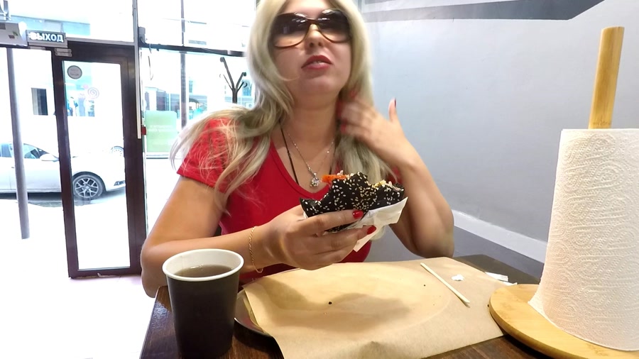 Leggings Pooping In Fast Food Restaurant with janet - Shit - Fboom (17 August 2020/HD/1920x1080)
