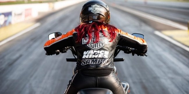 Электрический Harley-Davidson установил рекорд скорости (видео)